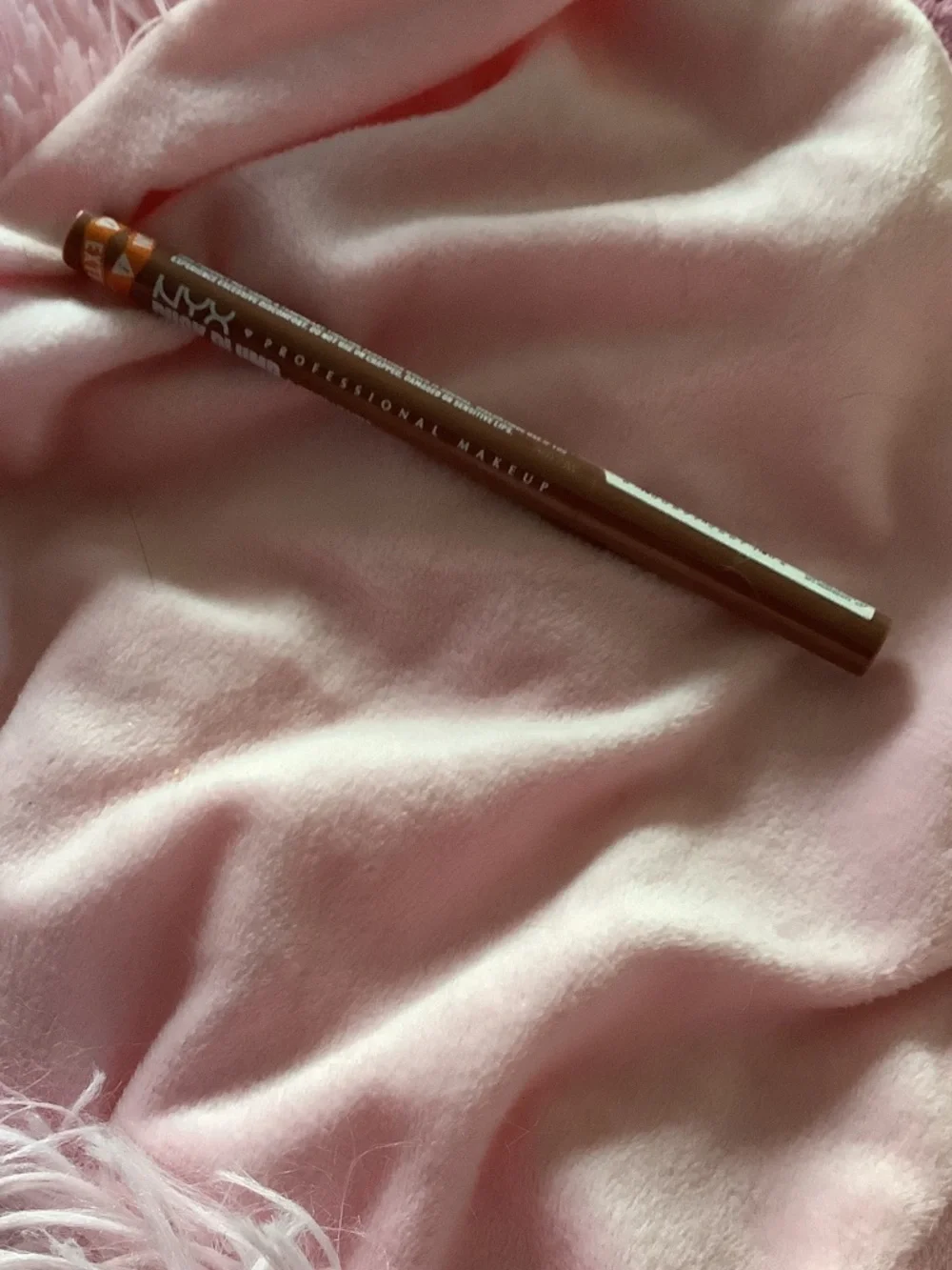 New NYX Makeup Duck Plump Plumping Lip Liner - Beige Boost (Warm Brown)